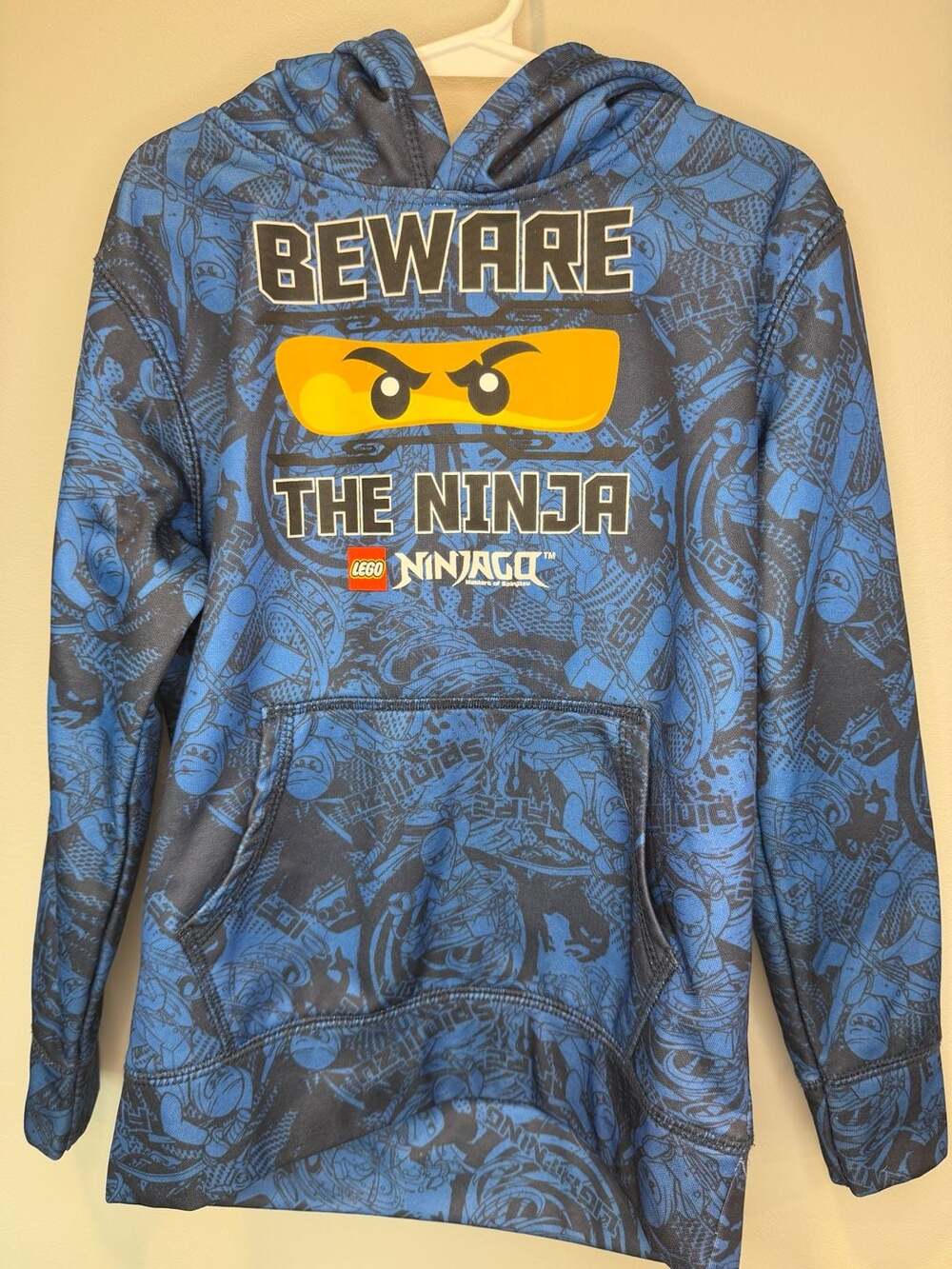 Lego Ninjago Beware The Ninja Pullover Hoodie 8 Medium New sweatshirt